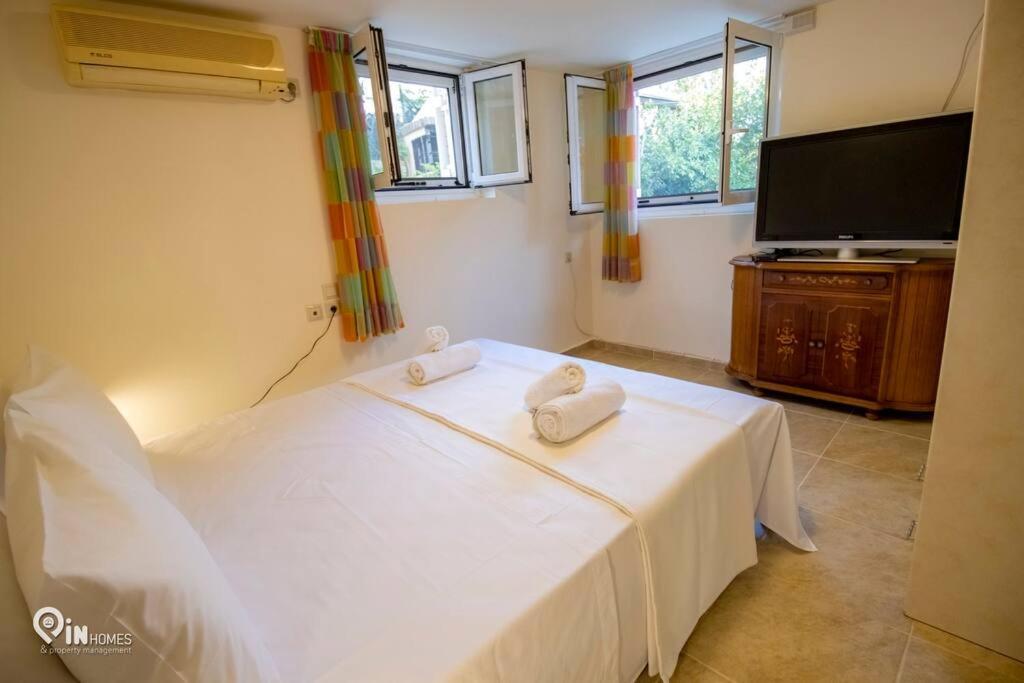 Odysseus Cozy Home Nea Makri Exterior photo